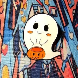 Women’s Accessories Cute Smiling Ghost Holding Sad Pumpkin Basket Enamel Pin